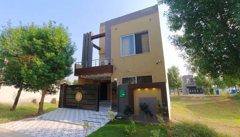 FURNISHED 5 MARLA HOUSE IN PRIME LOCATION OF BAHRIA ORCHARD AVAILABLE FOR SALE 2