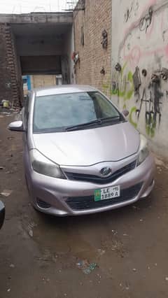 Toyota Vitz 2015