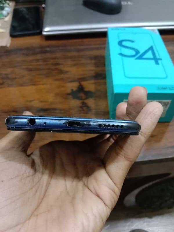 infinix S4 6/64 with box 2