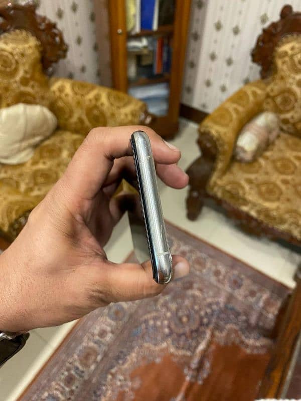 iphone Xs 64 Gb [Esim PTA Official Approved] 3