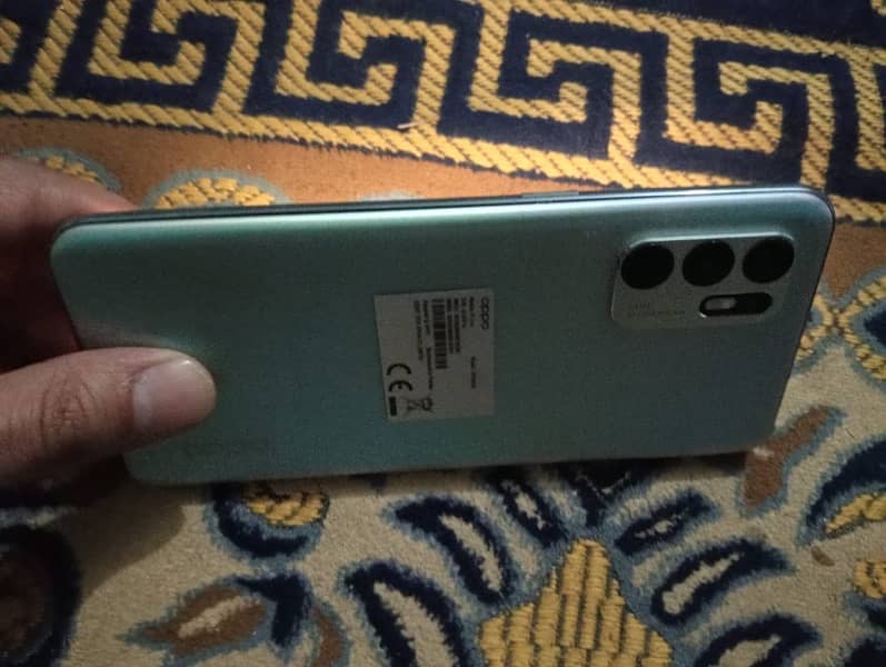 Oppo Reno 6 with box 2