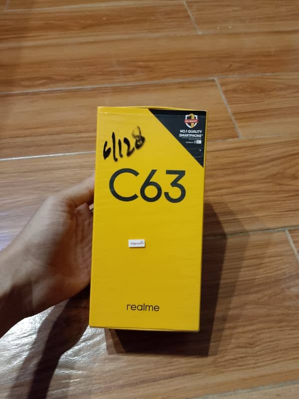 REALME C63 6/128 In warranty 6