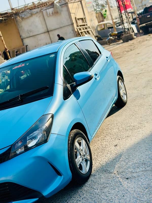 Toyota Vitz 2014 4