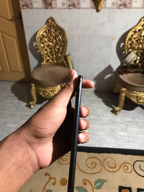 iPhone 7 Plus 128 gb pta approval  all ok 5