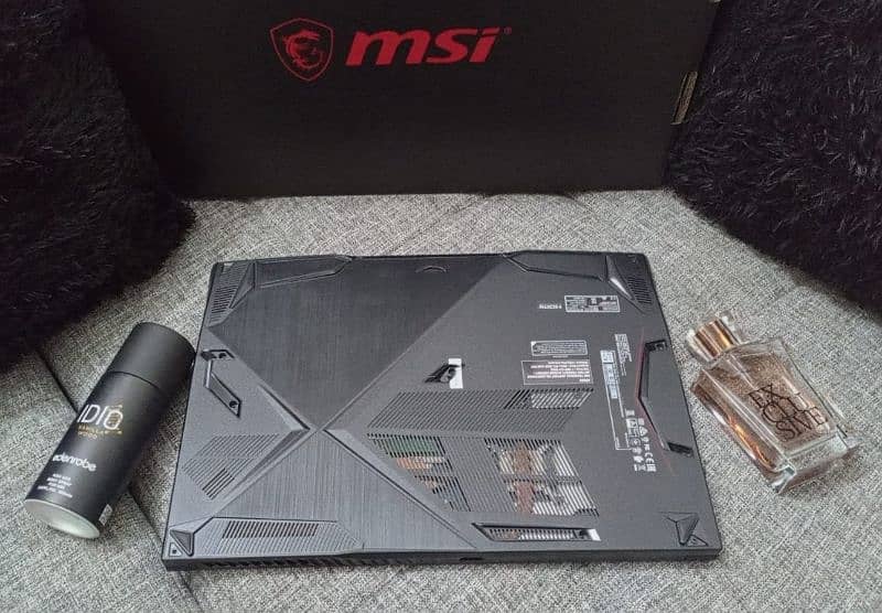 i5 MSI GF63 gaming 14