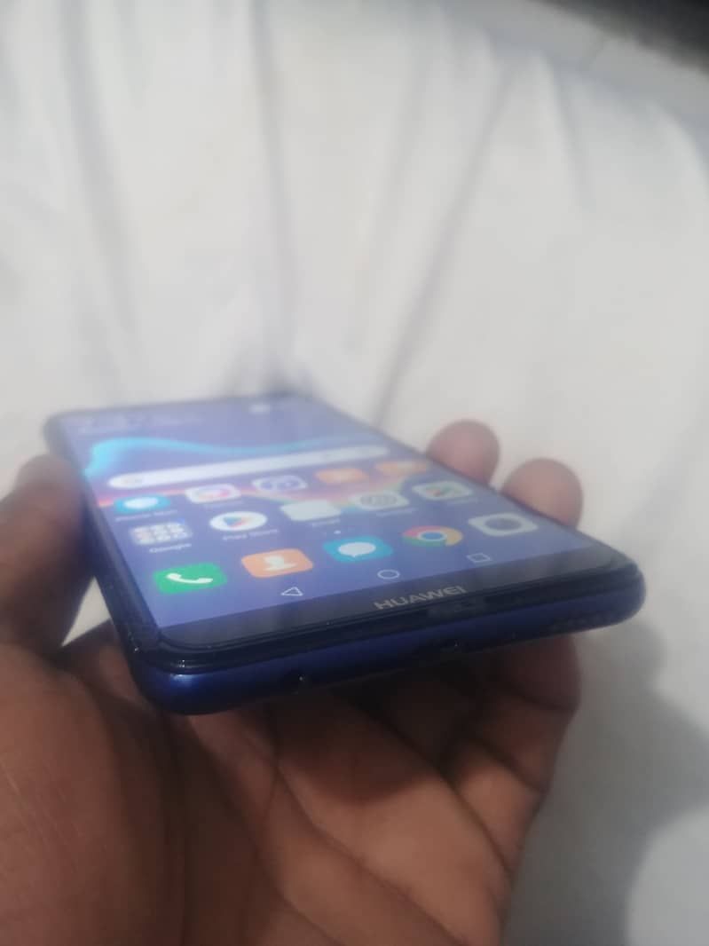 Huawei y9 2018 4/64 3