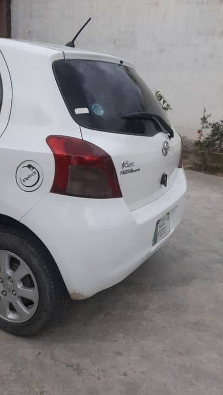 Toyota Vitz 2005 4