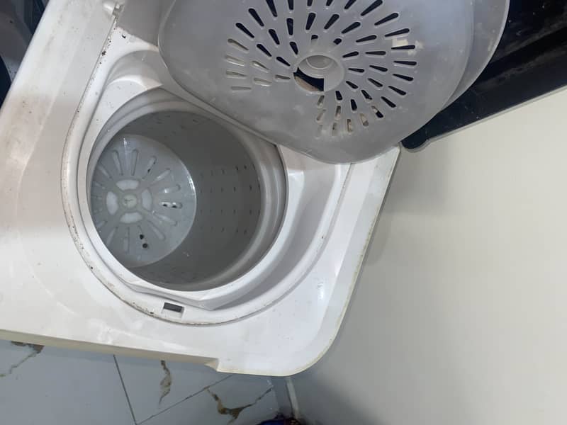 used washing machine and spiner excelent condition 3