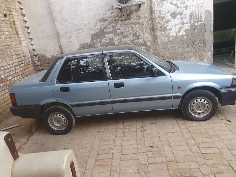 Honda Civic Standard 1986 model no issue All original  exchange also 4