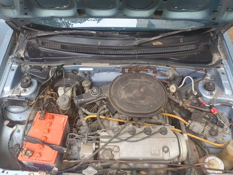Honda Civic Standard 1986 model no issue All original  exchange also 6