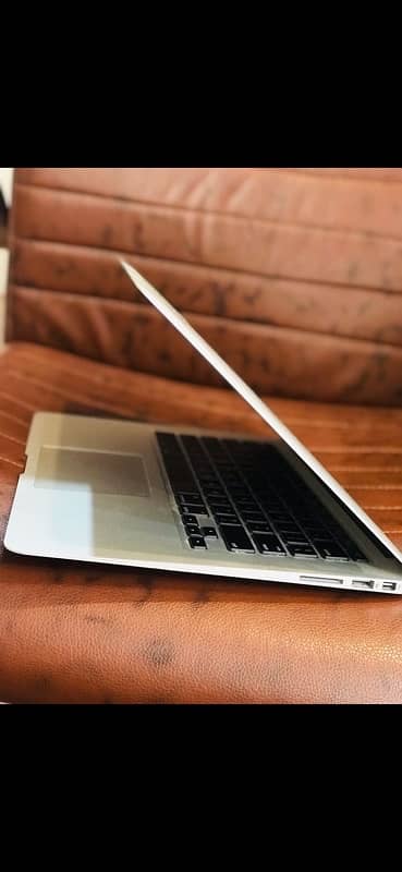 Apple Macbook Air 2013 6