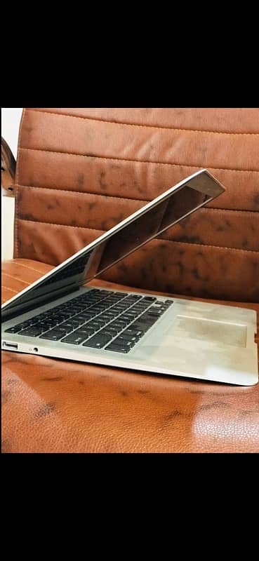 Apple Macbook Air 2013 7