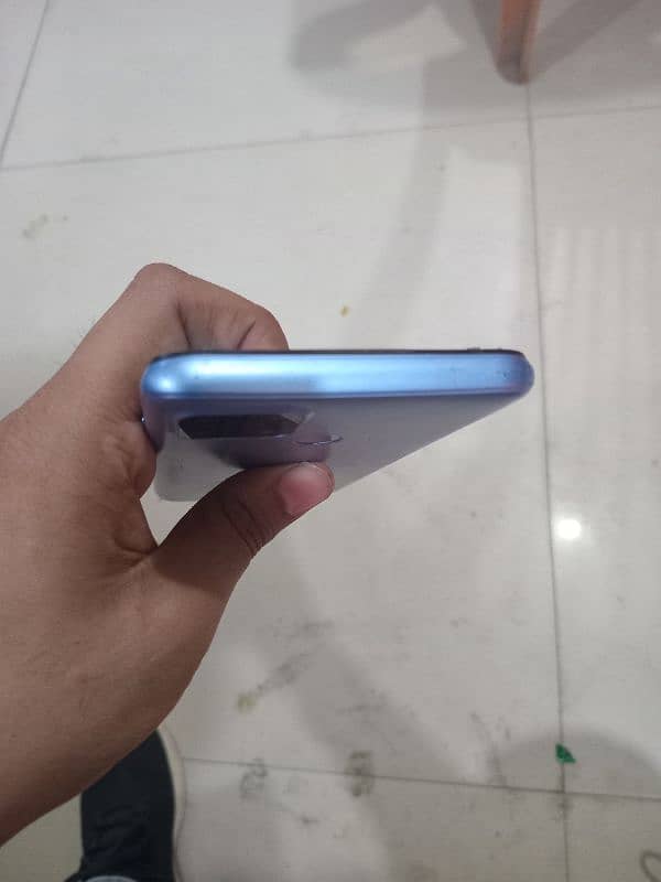 realme c25 4