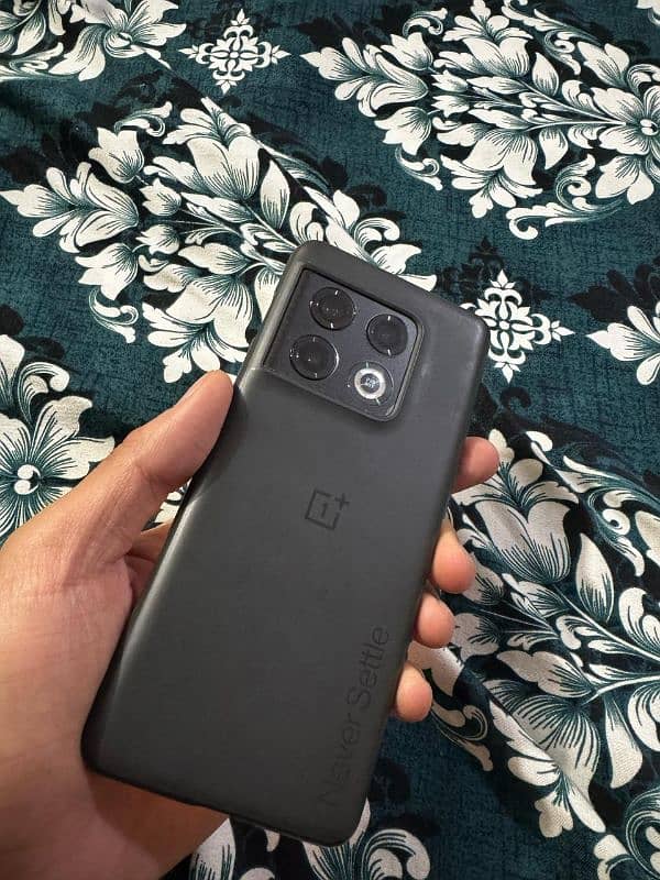 OnePlus 10 pro 12/256 with box PTA 03314023209 1