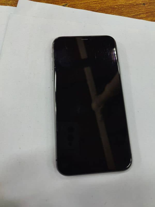 iphone 11 good condition 6