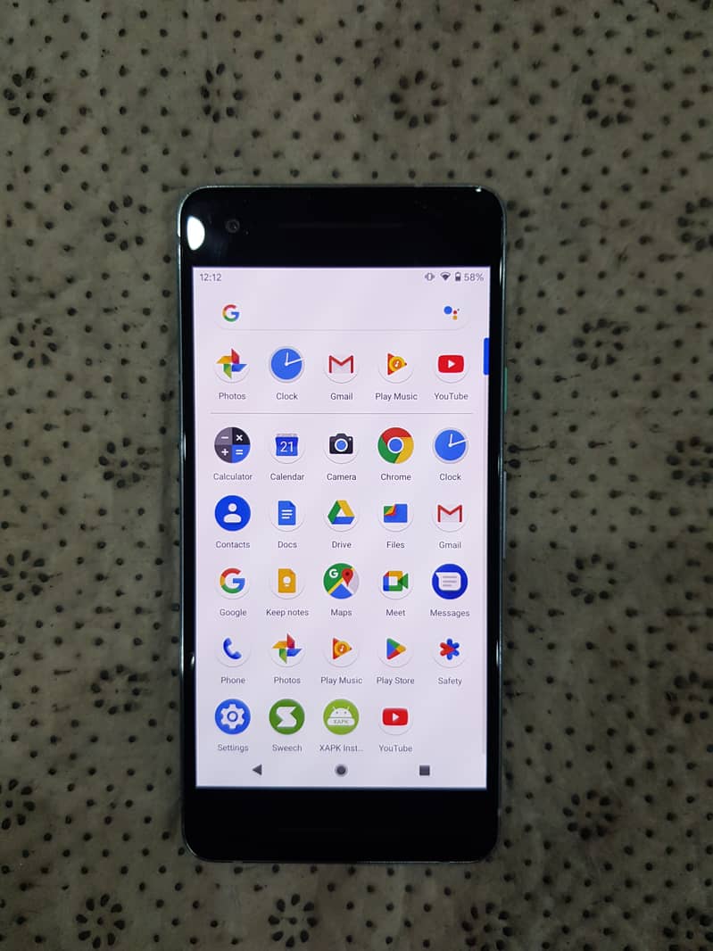 Google Pixel 2, 4/64, 10/10, Non PTA, Perfect for Gaming/Streaming etc 1