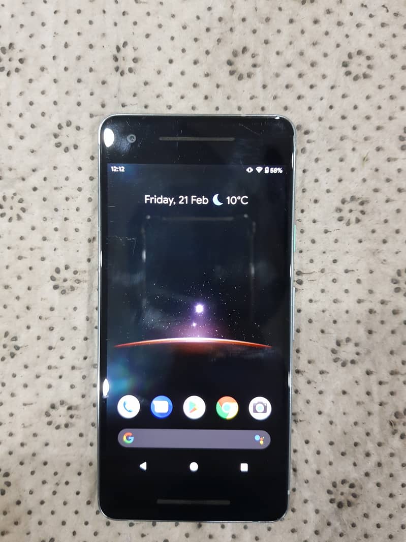 Google Pixel 2, 4/64, 10/10, Non PTA, Perfect for Gaming/Streaming etc 3