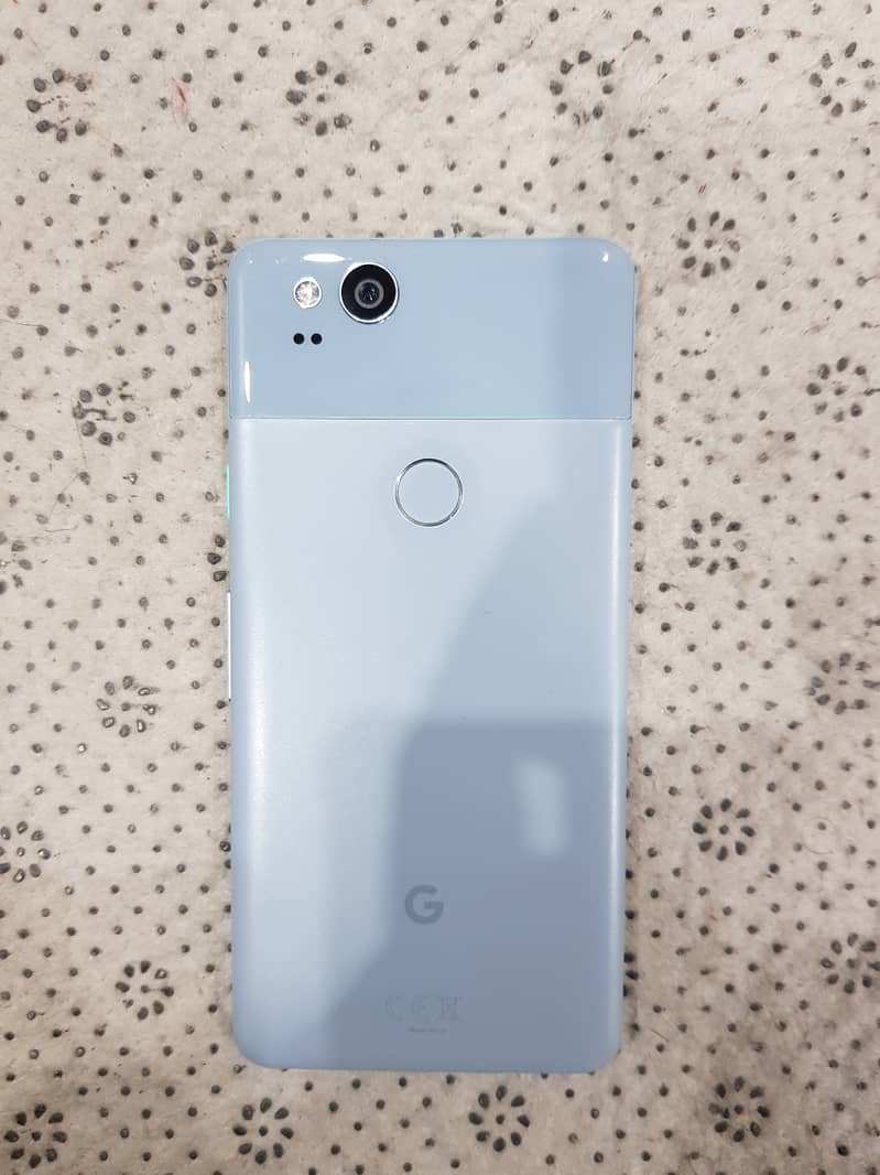 Google Pixel 2, 4/64, 10/10, Non PTA, Perfect for Gaming/Streaming etc 8