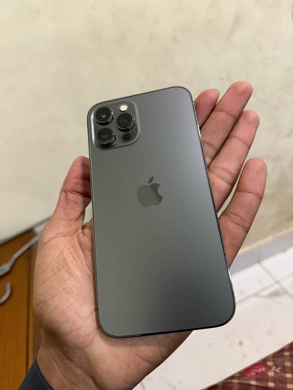 i phone 12 pro max 1