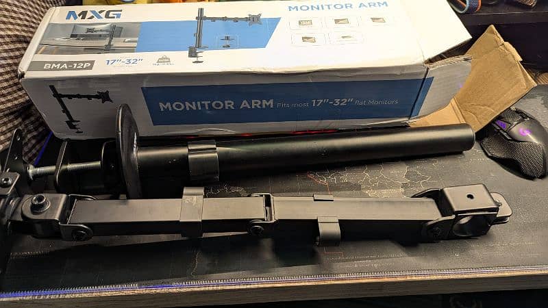 Monitor Arm - MXG BMA-12P single steel articulating monitor arm 1