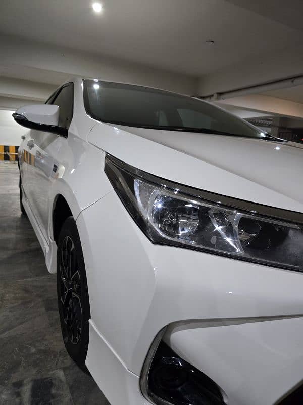 Toyota Corolla Altis 1.6 X CVT-i 2023 5