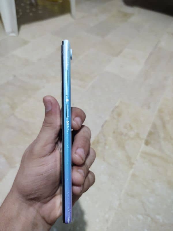 vivo y1s 2