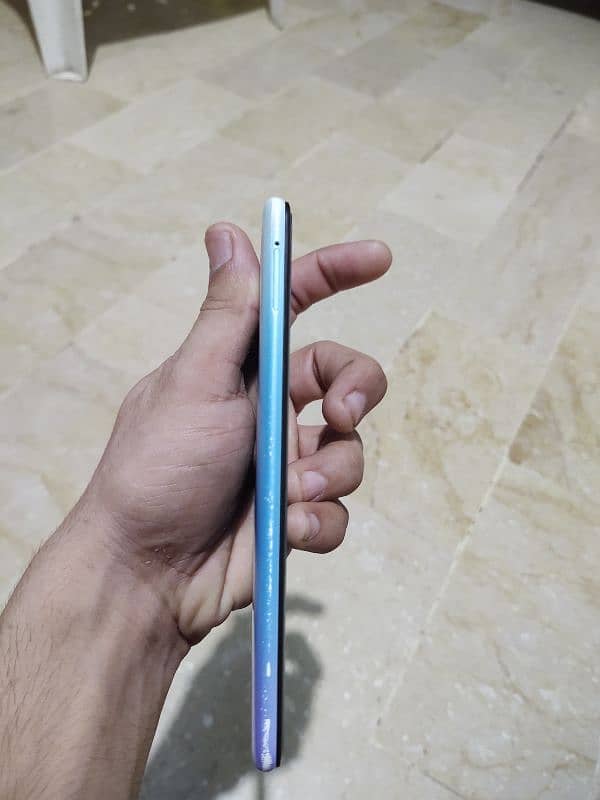 vivo y1s 3