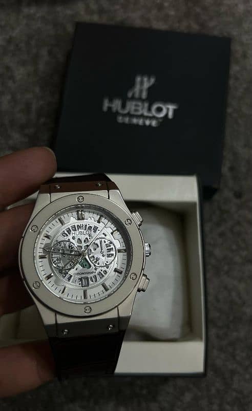 HUBLOT WRIST WATCH IN SKELETON STYLE. 0