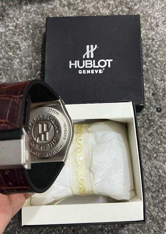 HUBLOT WRIST WATCH IN SKELETON STYLE. 1