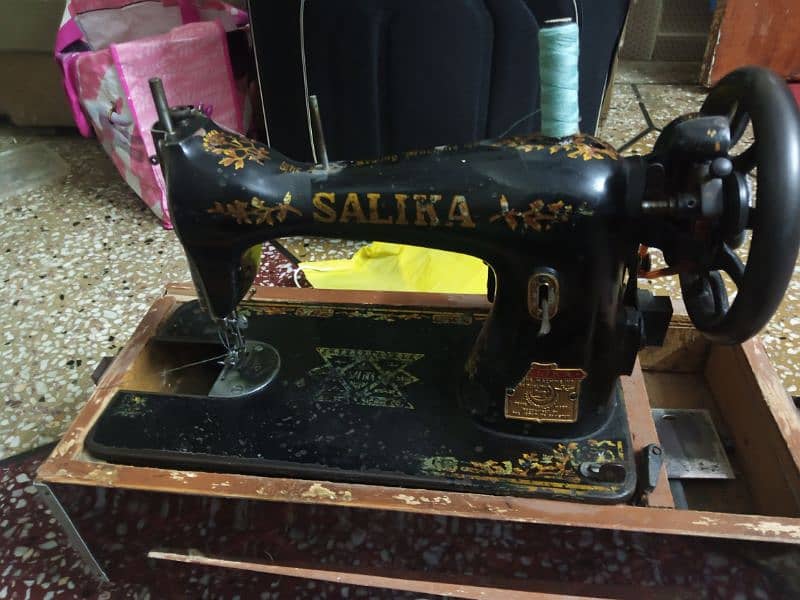 SALIKA sewing machine for sale with electric motor & wooden box frame. 2