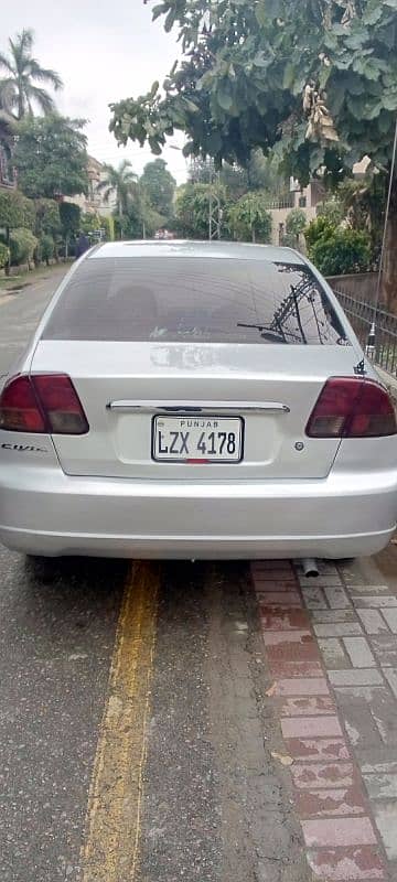 Honda Civic EXi 2005 1