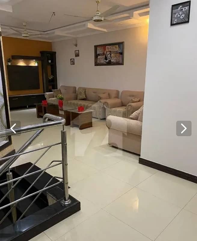 10 Marla Fully Furnished House Available For Rent 8