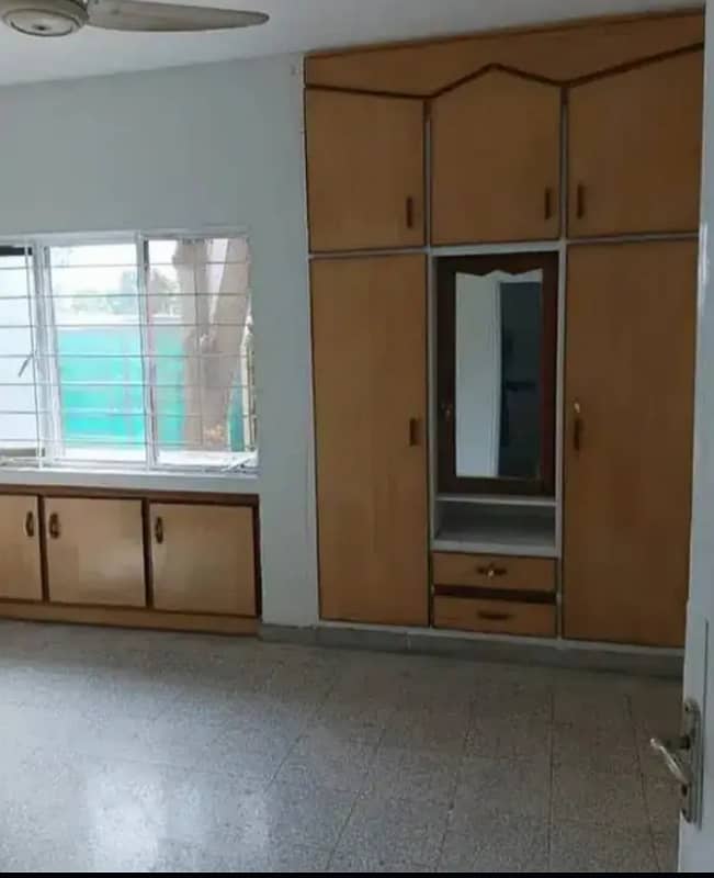 G-11/4 PHA D-Type First Floor Flat For Rent 4