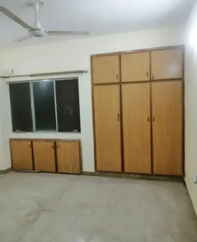 G-11/4 PHA D-Type First Floor Flat For Rent 6