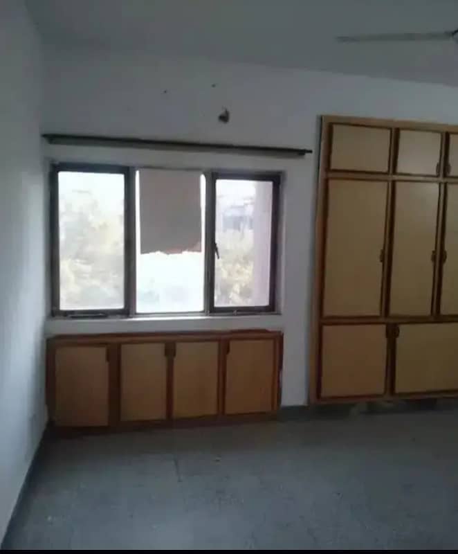 G-11/4 PHA C-Type First Floor Flat For Sale Invester Price 4