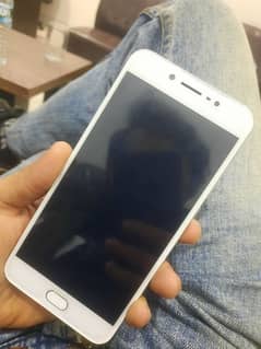 vivo y67 6/128 GB