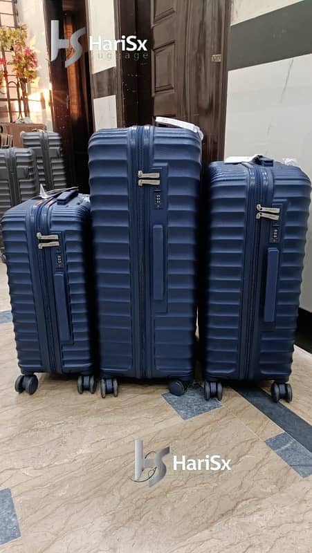 Luggage bags/ travel suitcases/ trolley bags/ travel trolley/ attachi 16