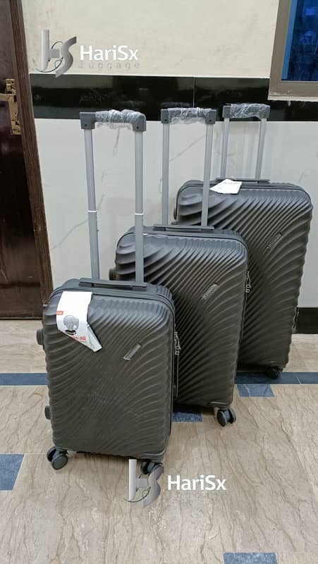 Luggage bags/ travel suitcases/ trolley bags/ travel trolley/ attachi 17