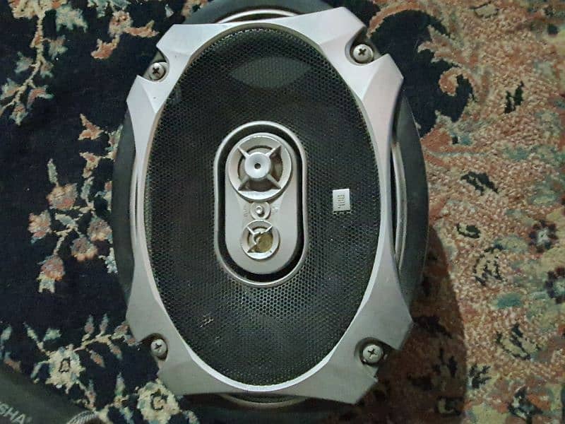 tape with jbl speaker 8