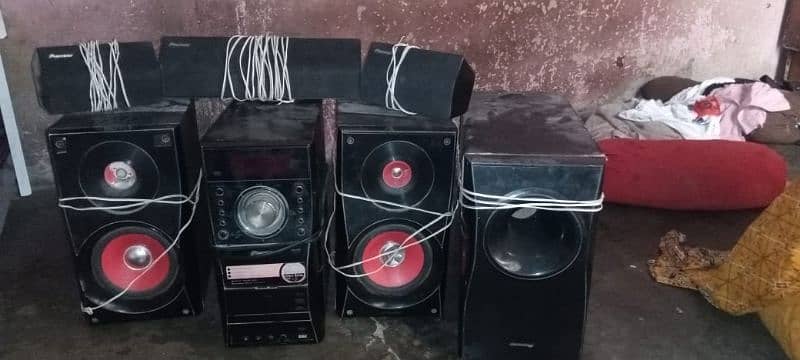 Sony speakers for sale 0