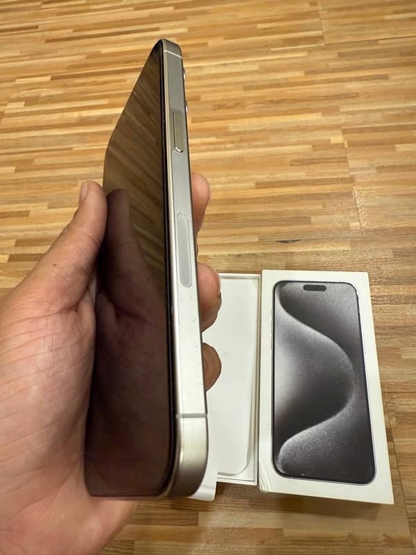 iPhone 15 Pro Max 256GB 10/10 Condition with Box 7