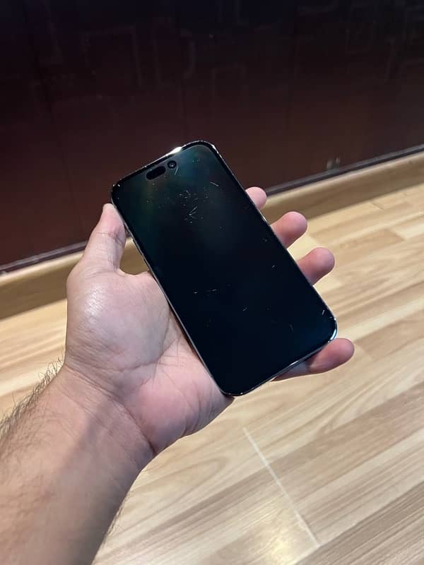 iPhone 14 Pro 256GB Non PTA 4 Month sim time 1