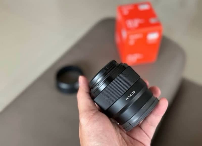 sony FE 50mm brand new 1