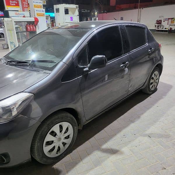 Toyota Vitz 2013 2