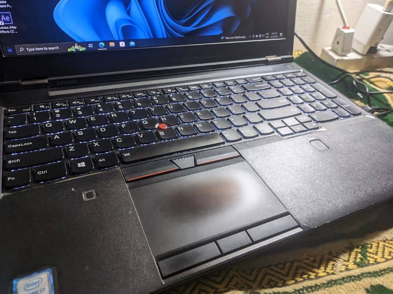 lenovo p50, core i7 6 HQ, 4gb dedicated GPU, 20gb ram, 128 ssd 750 hdd 2