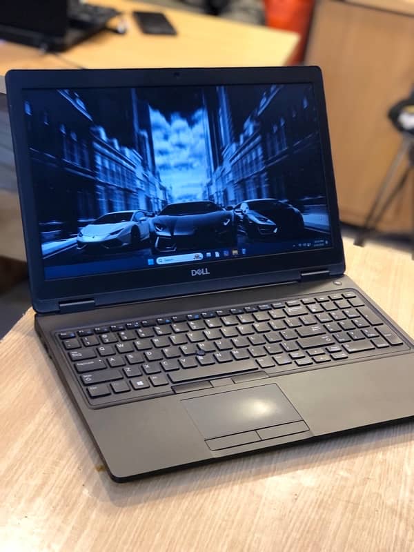 DELL 5590 CORE i5 7TH GEN! 7