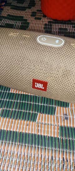 JBL original charge4