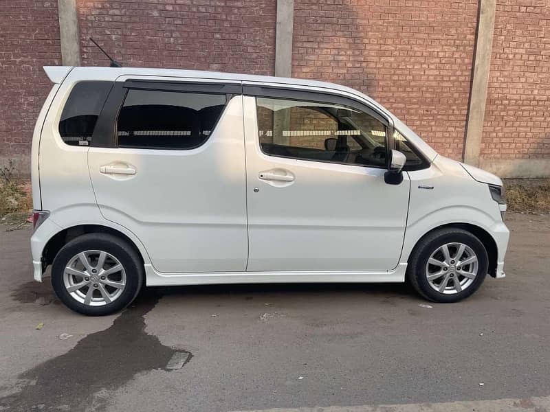 Suzuki Wagon R 2020 10