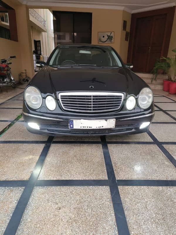 Mercedes Benz E 220 Model 2003 Diesel 2