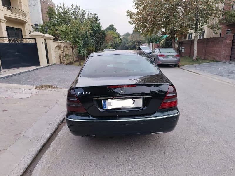 Mercedes Benz E 220 Model 2003 Diesel 10